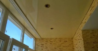 Натяжной потолок на балкон Краснотурьинск, цена 6101 руб.